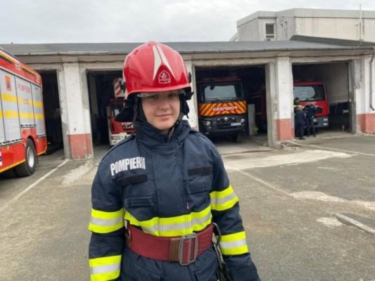 Tânăra prinsă între ușile unui autobuz CT Bus, când încerca să salveze o femeie, este voluntară la ISU