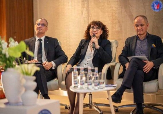Xenia Negrea, UMF Craiova: Comunicarea riscului în sănătate - un proces complex, profund uman