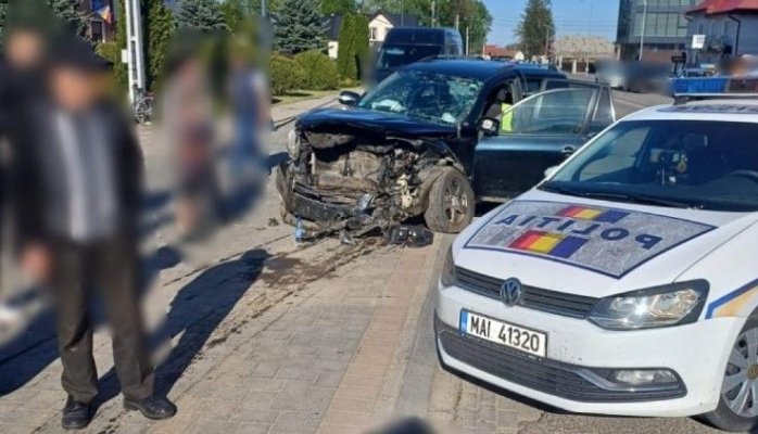 Un ucrainean beat și fără permis s-a izbit de mașina unui politician român, după o urmărire ca-n filme. Video