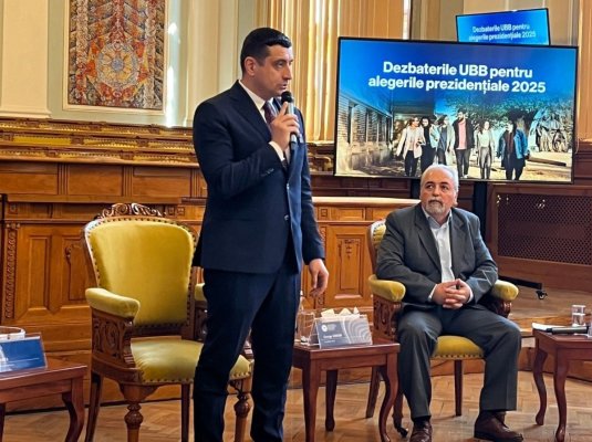 Liderul AUR George Simion, la Universitatea Babeș-Bolyai: „Nu vrem ieșirea din NATO și UE, vrem respect!“