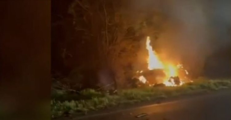 O tânără a murit în urma unui accident, în Mehedinți, după ce mașina în care se afla a intrat într-un TIR