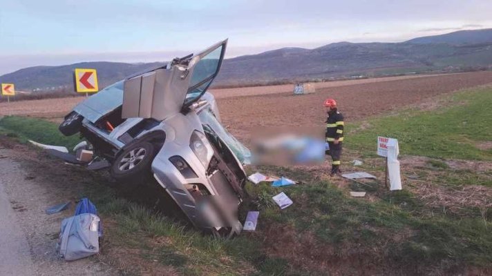 Accident cu mai multe victime în Cluj, după ce un TIR a lovit un microbuz