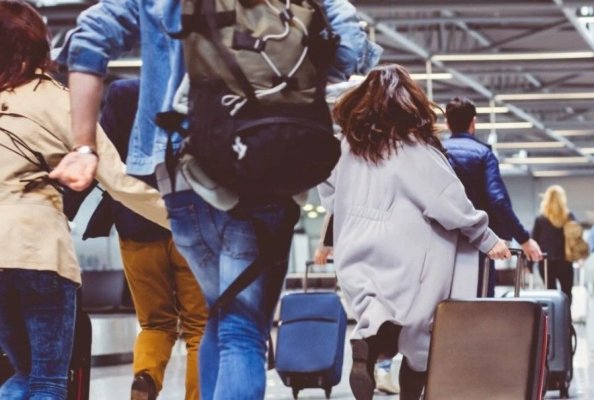 „Teoria aeroportului“, un nou trend de pe TikTok, care îi face pe oameni să-și piardă zborurile