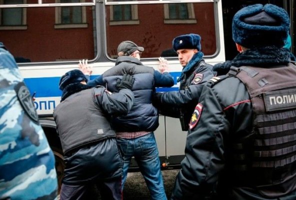 American arestat în Rusia pentru că a atacat un polițist, după un scandal într-un hotel din Moscova