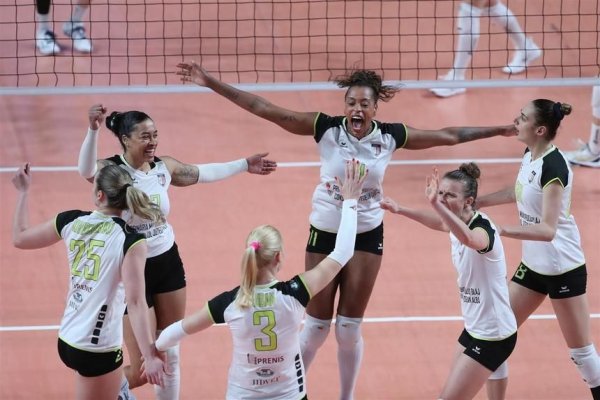 Volei feminin: Volei Alba Blaj egalează la general, 1-1, în finala Diviziei A, cu campioana CSO Voluntari