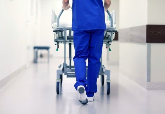 Încă o moarte suspectă, după decesul celor doi tineri rezidenţi, la spitalul din Iași. Ministerul Sănătății face anchetă