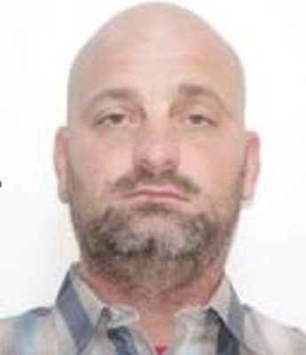 Sunați la 112 dacă l-ați văzut. Îl caută Poliția!