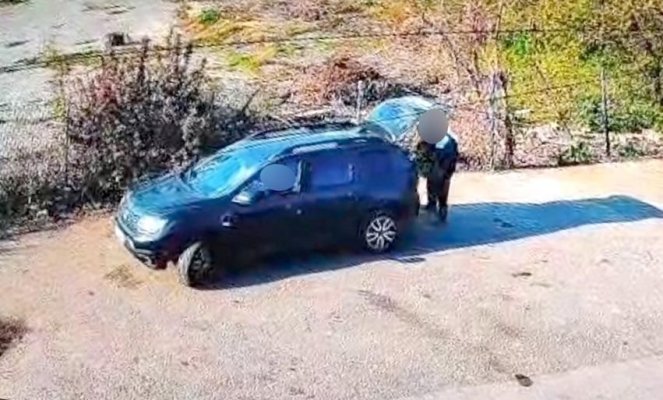 Polițiștii locali au amendat două persoane care au aruncat gunoaie pe spațiul public