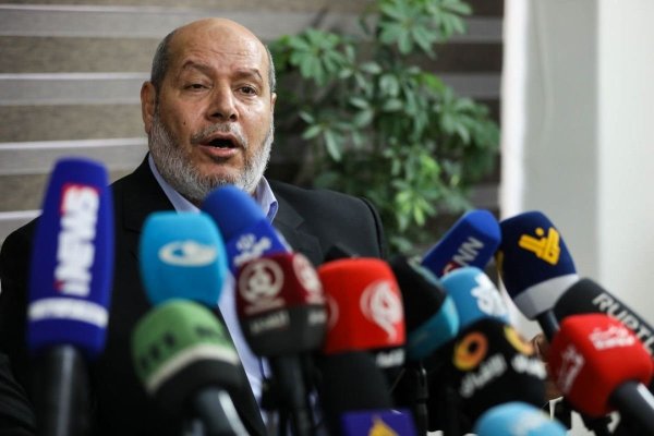Hamas anunță că va ceda total și cere încetarea războiului din Fâșia Gaza