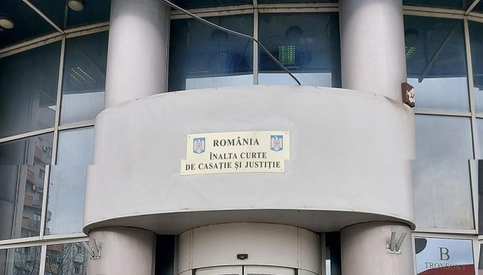 Înalta Curte s-a decis: sesisează CCR pe legea privind Pensiile private