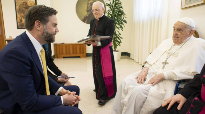 Mesajul postat de JD Vance, care s-a întâlnit cu Papa Francisc cu o zi înainte de moartea acestuia