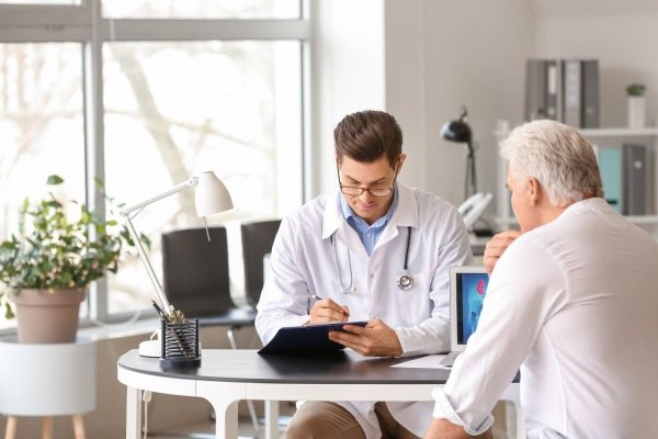 Recomandări internaționale pentru tratarea durerii neuropate: Noi opțiuni terapeutice bazate pe dovezi