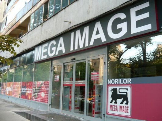 Alertă la Mega Image: Ciocolată cu pietre, retrasă urgent de pe piață