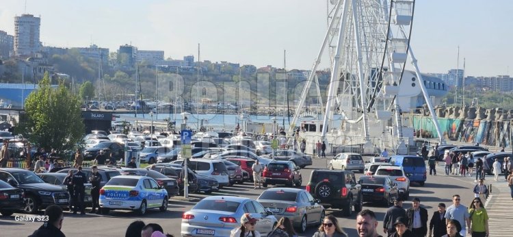 Constănțenii și turiștii și-au făcut siesta după Paște în Portul Tomis. Video