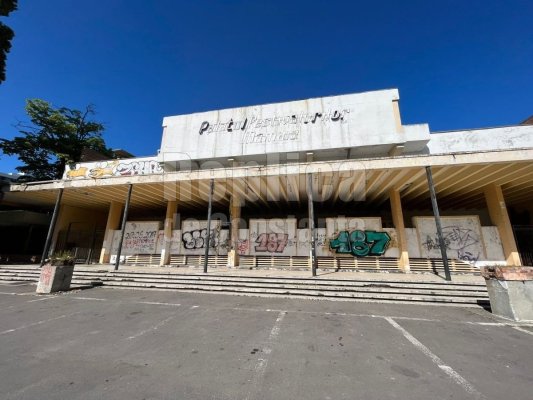 Teatrul de Vară din Mamaia parcă e blestemat! Firma care trebuia să-l reabiliteze a intrat în insolvență. Video