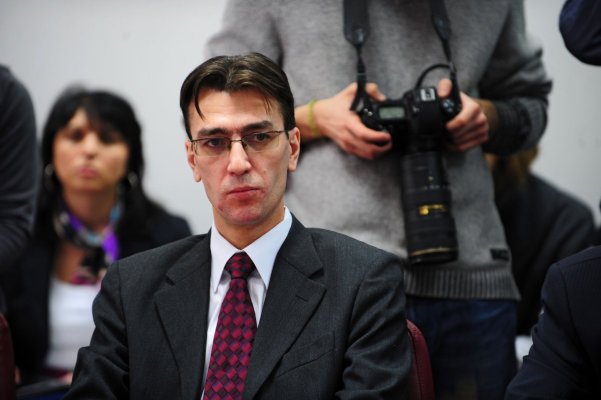 Reforma pensiilor speciale făcută să pice la CCR? Toni Neacșu desființează proiectul lui Bolojan