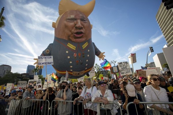 Proteste de amploare în SUA. Nemulțumiri față de Trump și Musk