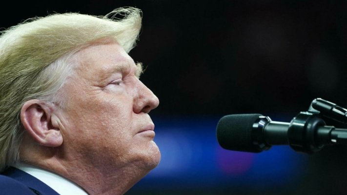 Ultimul ordin executiv al lui Trump: „presiunea apei va face ca duşurile Americii să fie din nou grozave