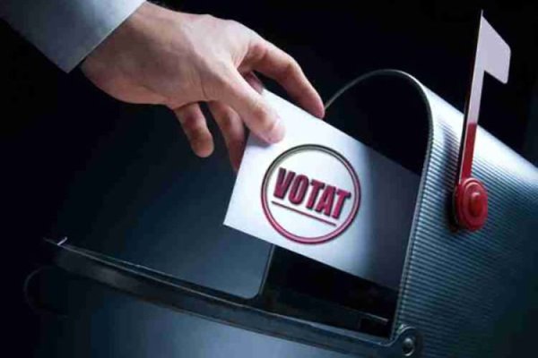Poşta Română a trimis către 93 de ţări documentele pentru românii care vor vota prin corespondenţă 