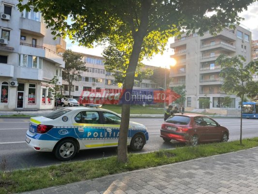 Un șofer începător a fost prins de polițiști în timp ce mergea pe contrasens pe bulevardul Tomis. Video