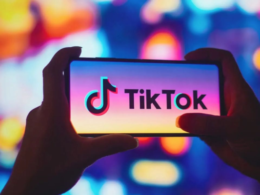 Ce măsuri a luat TikTok pentru protejarea comunității și a platformei înaintea alegerilor prezidențiale