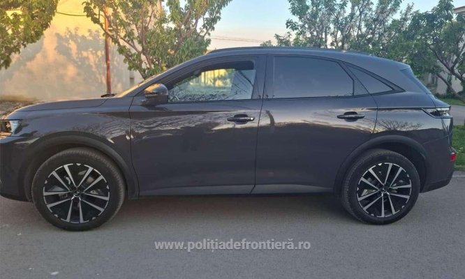 O mașină de 60.000 de euro, furată în Spania, a fost depistată de polițiști în traficul din Constanța
