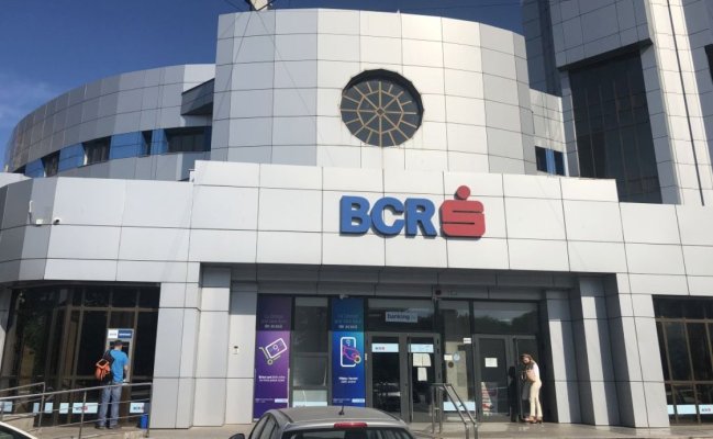Operatorii BCR, din Call Center, sunt mai proști decât prevede legea. Video 