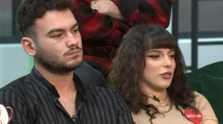 „Să-i zică cineva lui Valentin să nu mă mai sune”. Antonia de la Mireasa, sezonul 9, mesaj pentru fostul iubit, după ce și-ar fi pus și prietenii să o caute
