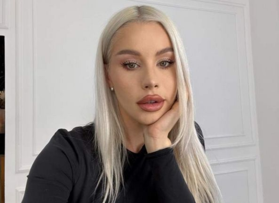 Cum se simte Carmen Grebenișan la aproape două luni de când a născut