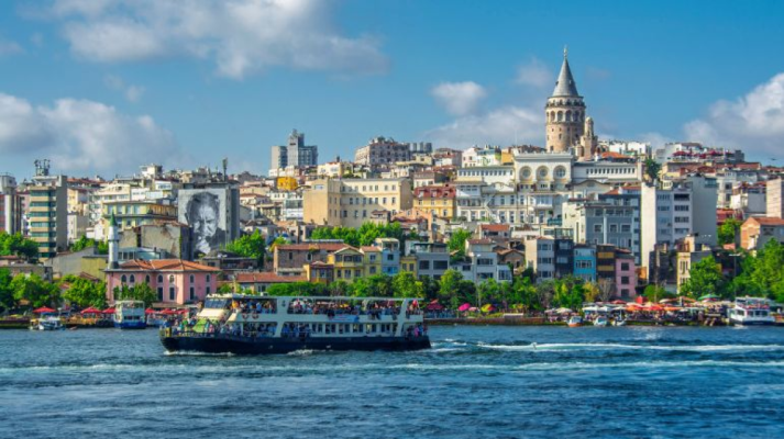 Canal navigabil între Marea Neagră şi Marea Marmara. Ce anunță Guvernul turc
