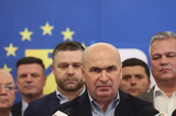 PNL a decis să se facă praf. Îl susține necondiționat pe Nicușor Dan