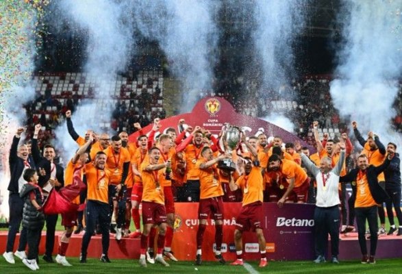 Fotbal: CFR Cluj a cucerit Cupa României, după 3-2 cu FC Hermannstadt în finală