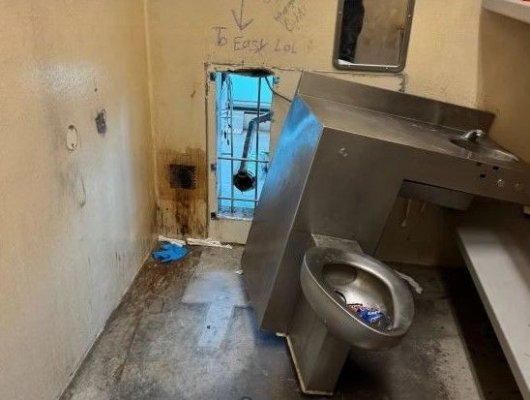11 deținuți, dintre care unii acuzați de crimă, au evadat dintr-o închisoare din SUA