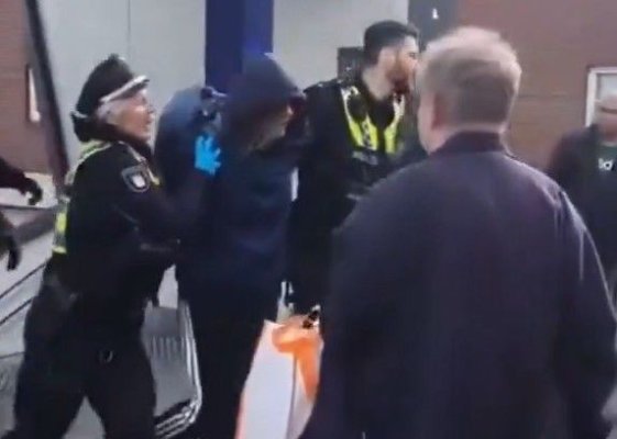 Atac cu cuțitul, în Gara Centrală din Hamburg. Cel puţin 13 persoane au fost rănite. Video