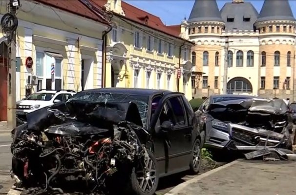 Un șofer de 20 de ani și-a băgat prietenii în spital, după ce a gonit pe stradă cu aproape 100 de km/h. Video