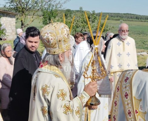 IPS Teodosie a participat la sfințirea mănăstirii Sfântul Gheorghe din Topalu. Video