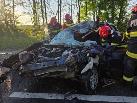 Accident grav între Tuzla și Costinești. Un bărbat a decedat în urma impactului