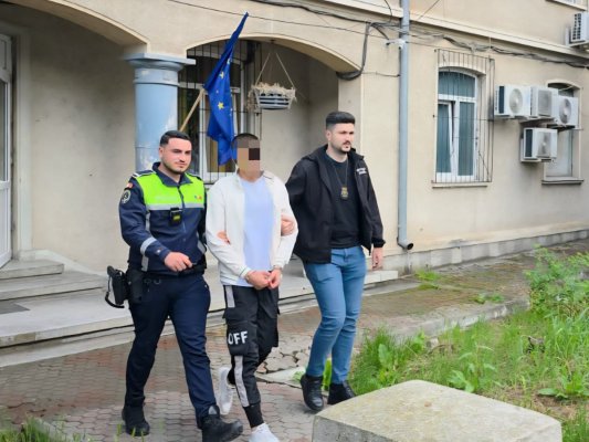 Un bărbat, din Galați, condamnat pentru act sexual cu un minor și pornografie infantilă, prins la Medgidia