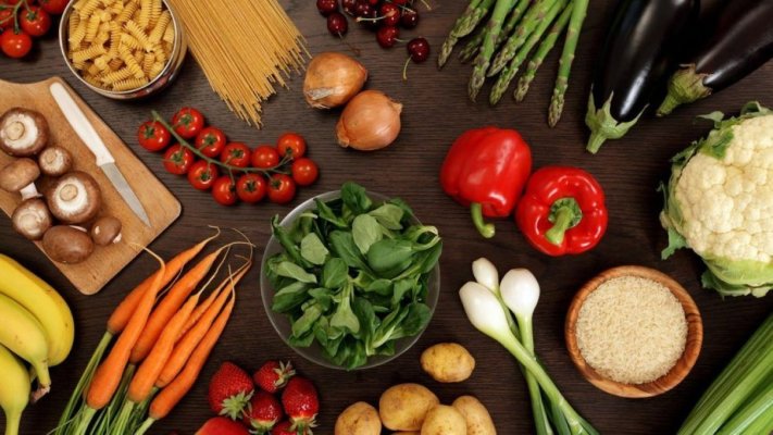 Dieta care protejează celulele creierului: Susține memoria și îmbunătățește concentrarea