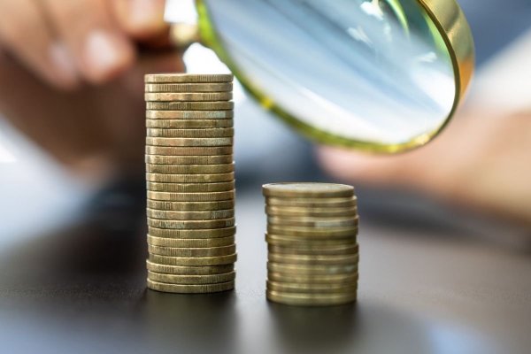 Românii își bagă banii în Pilonul III. Fondurile de pensii facultative sunt cu 17% mai mari decât anul trecut