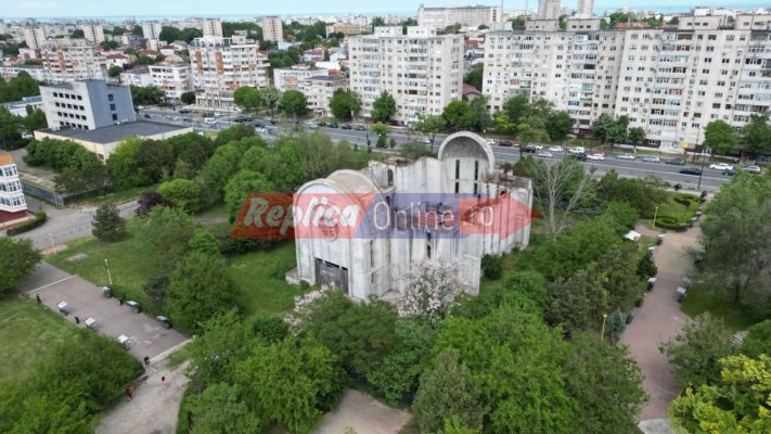 După 20 de ani, au fost reluate lucrările la Catedrala Eroilor din Parcul Casei de Cultură. Video 
