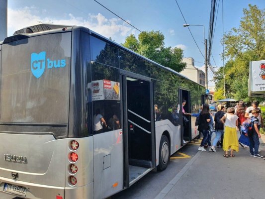 Autobuzele CT BUS nu mai intră în parcarea de la VIVo din cauza numărului mare de mașini