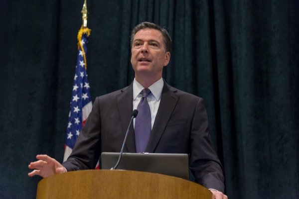 Fostul șef al FBI, anchetat de Secret Service