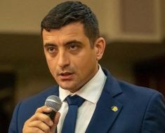 AUR va propune, în cadrul dezbaterilor privind bugetul de stat, eliminarea obligației mamelor de a plăti CASS