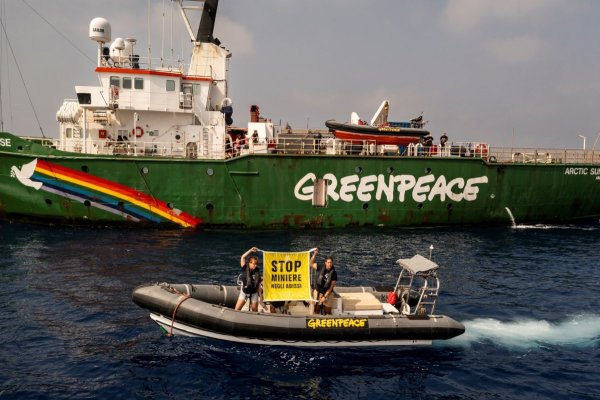 ROMGAZ a luat decizia de a solicita în instanță dizolvarea fundaţiei Greenpeace 