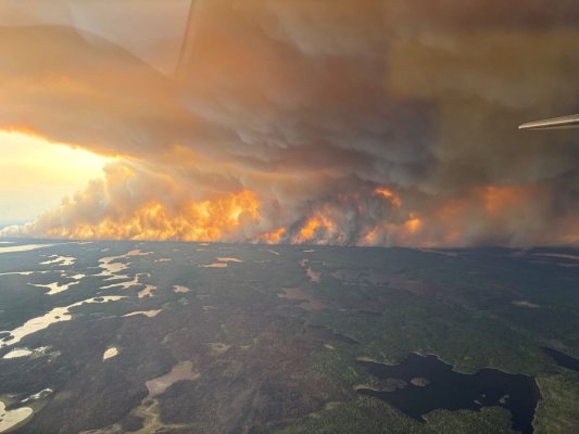 Nivelul de alertă este extrem: Au început cele mai mari evacuări de populație din istoria modernă. Video