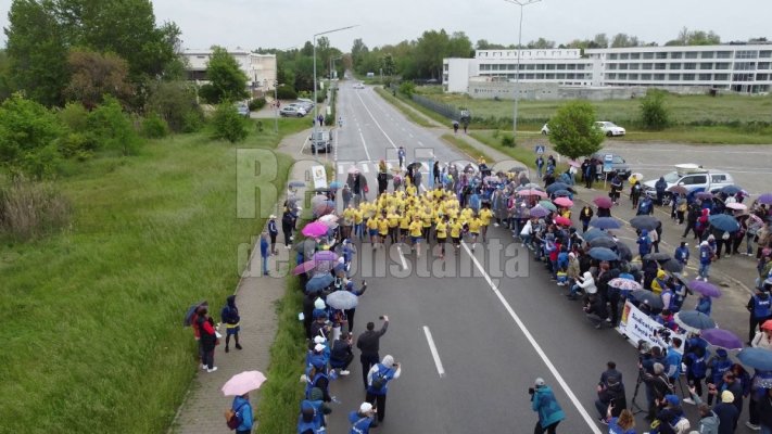 Pentru prima oară în 45 de ani, Marșul Poștașilor s-a desfășurat la Constanța! Video