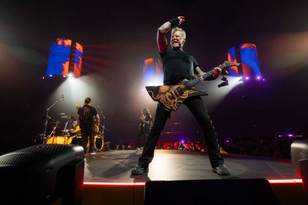 Primele bilete la concertul Metallica din mai 2026 s-au pus în vânzare. Cât costă cea mai ieftină categorie