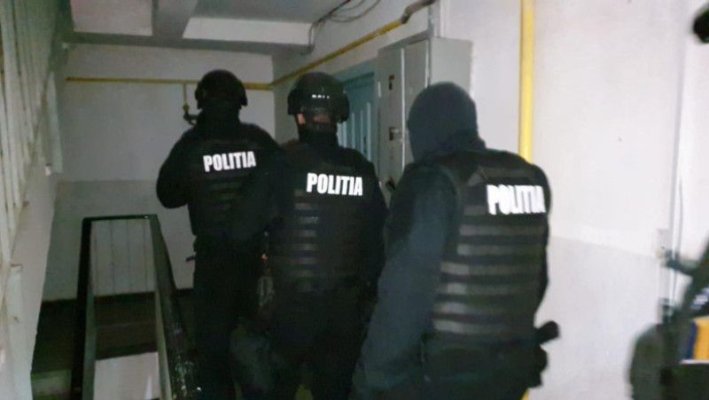 Tânără de 20 de ani sechestrată, aproape de Constanța: a fost deschis dosar penal pentru lipsire de libertate