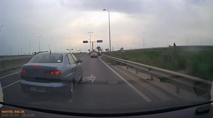 Un șofer inconștient a fost la un pas să provoace o tragedie, pe A4. Video